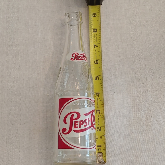Vintage Pepsi Bottle Collectable - Picture 4 of 12